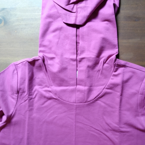 NWOT D&Co French Terry Tunic w/Hood - Picture 6 of 8